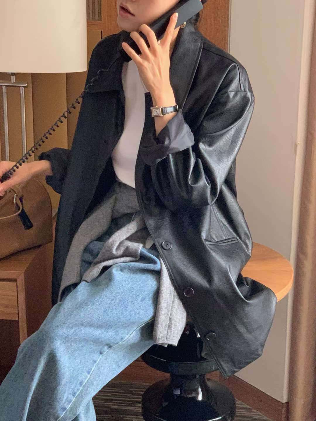 // 超帥連腰帶翻領皮外套
