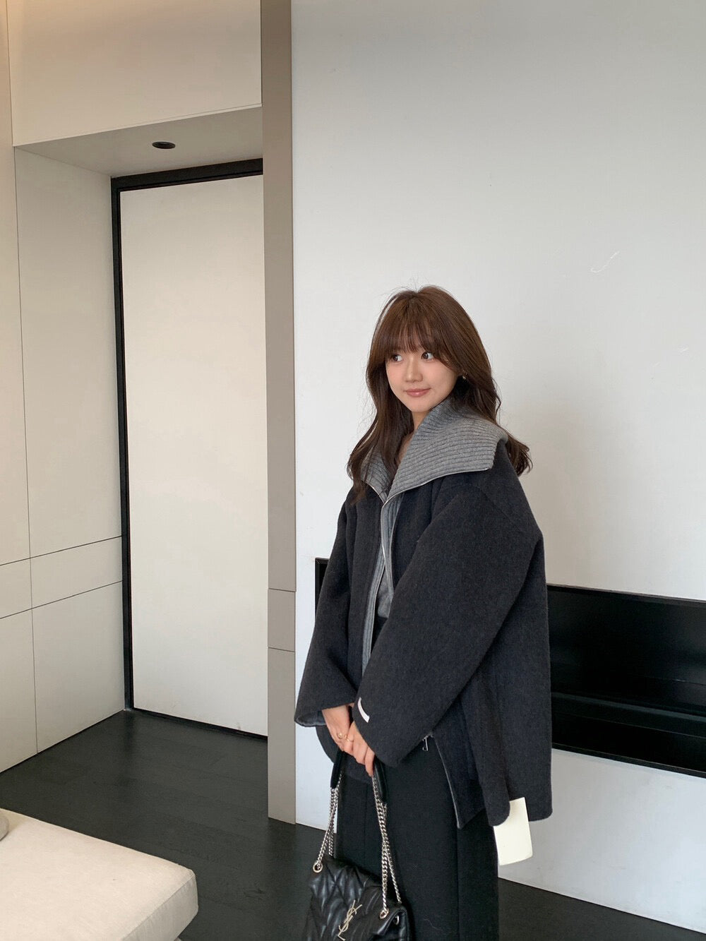 // 造型感針織翻領拼接假兩件手工羊毛外套(毛呢部份100%wool)