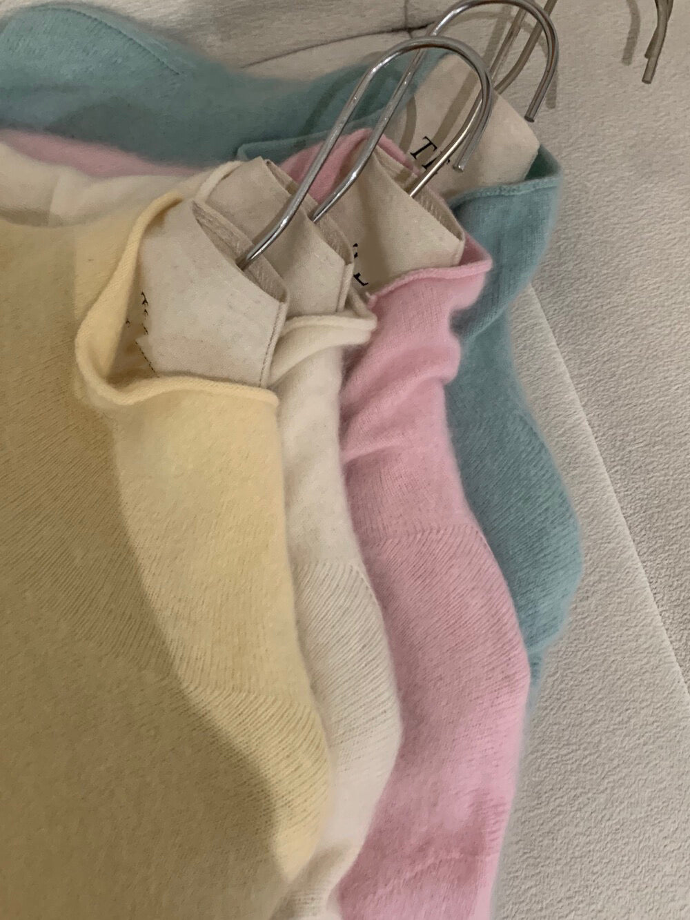 // 95%wool+5%cashmere拉絨工藝小高領針織NT