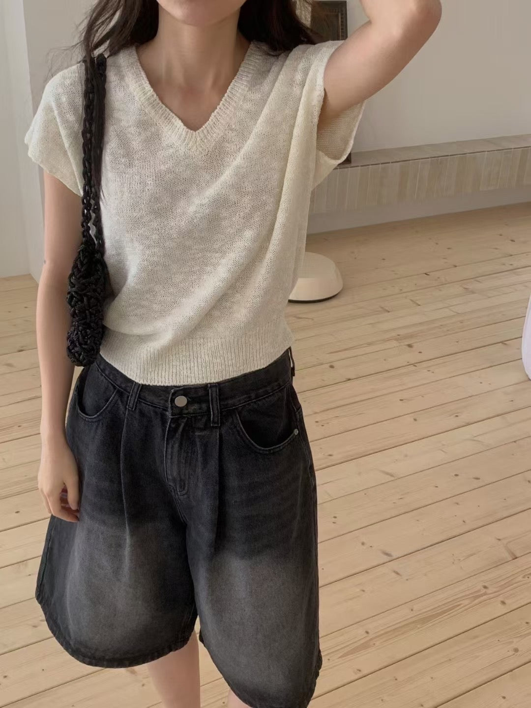 // V領飛飛袖針織背心