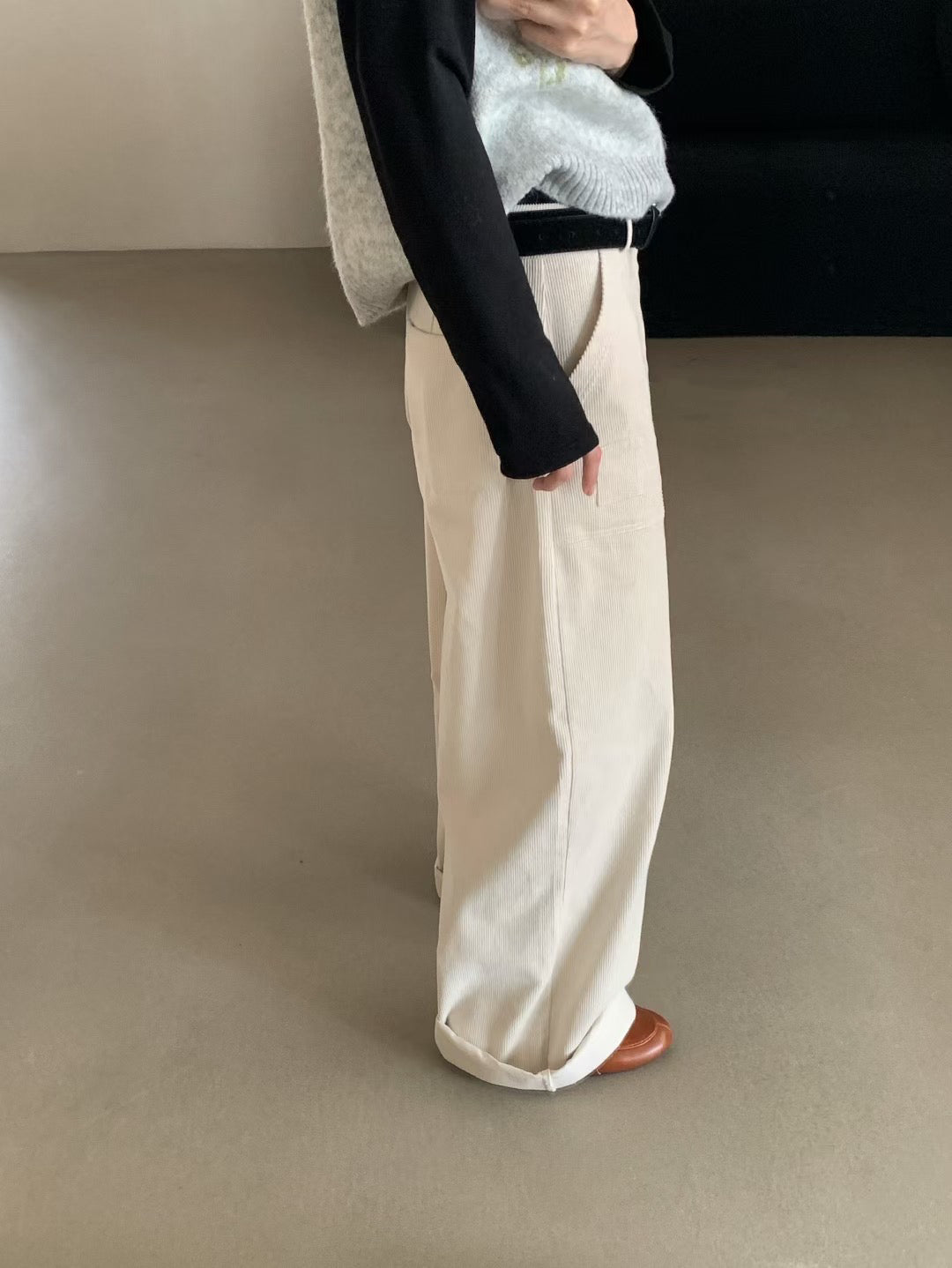 // 屬於秋冬的燈芯絨口袋長褲