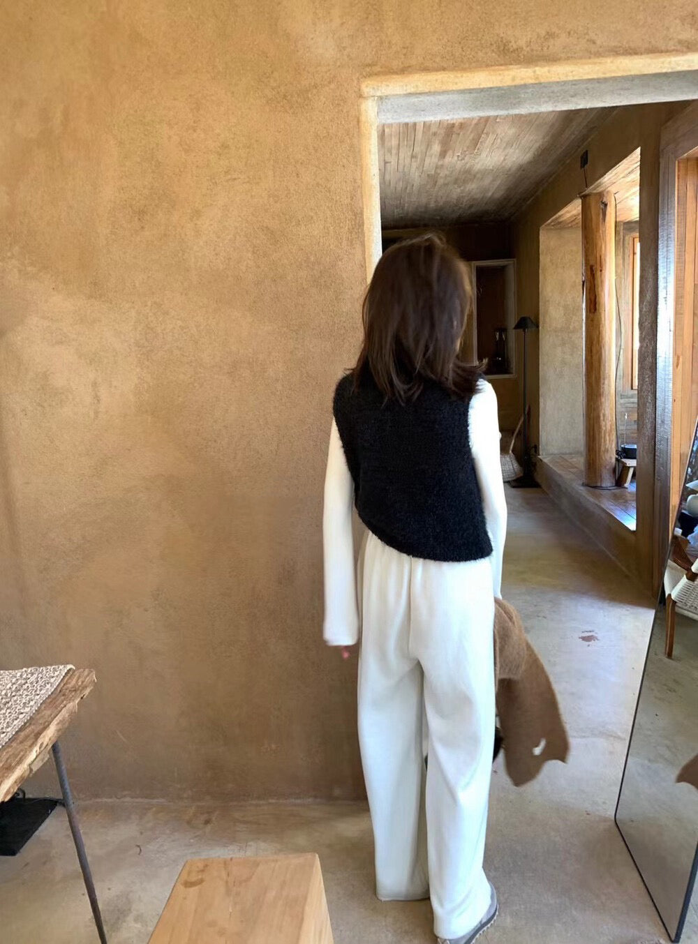 // 毛毛茸疊穿針織背心