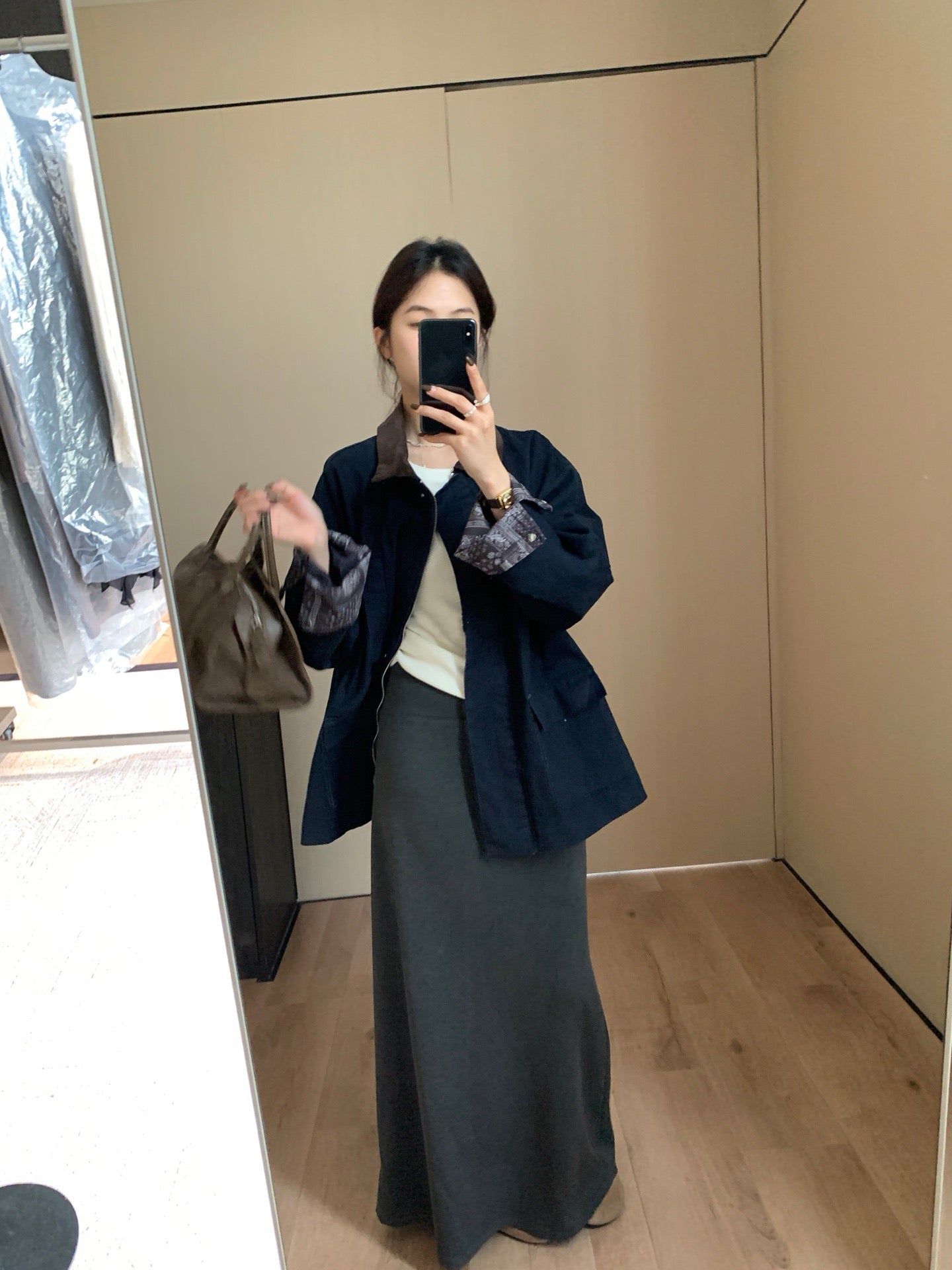 // 中古感拼花紋麂皮領工裝外套
