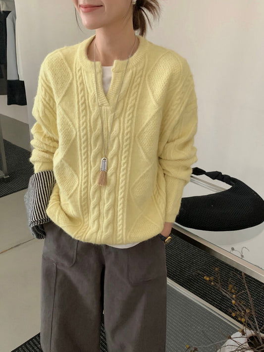 // 超軟糯小V領口麻花NT