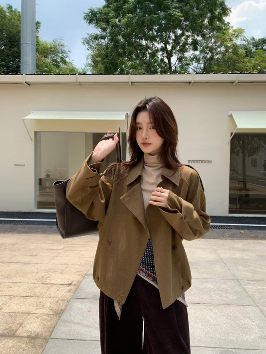 // 經典雙排扣短款外套(連絲巾)