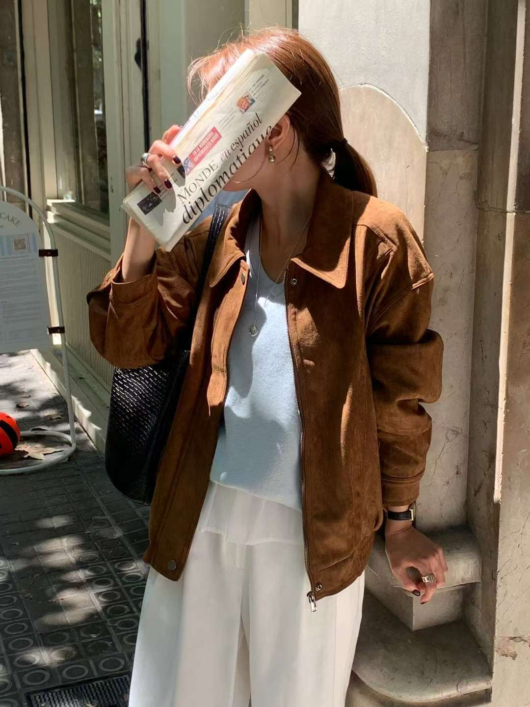 // 兩種質料可選的翻領外套(啞光彷皮/麂皮絨)