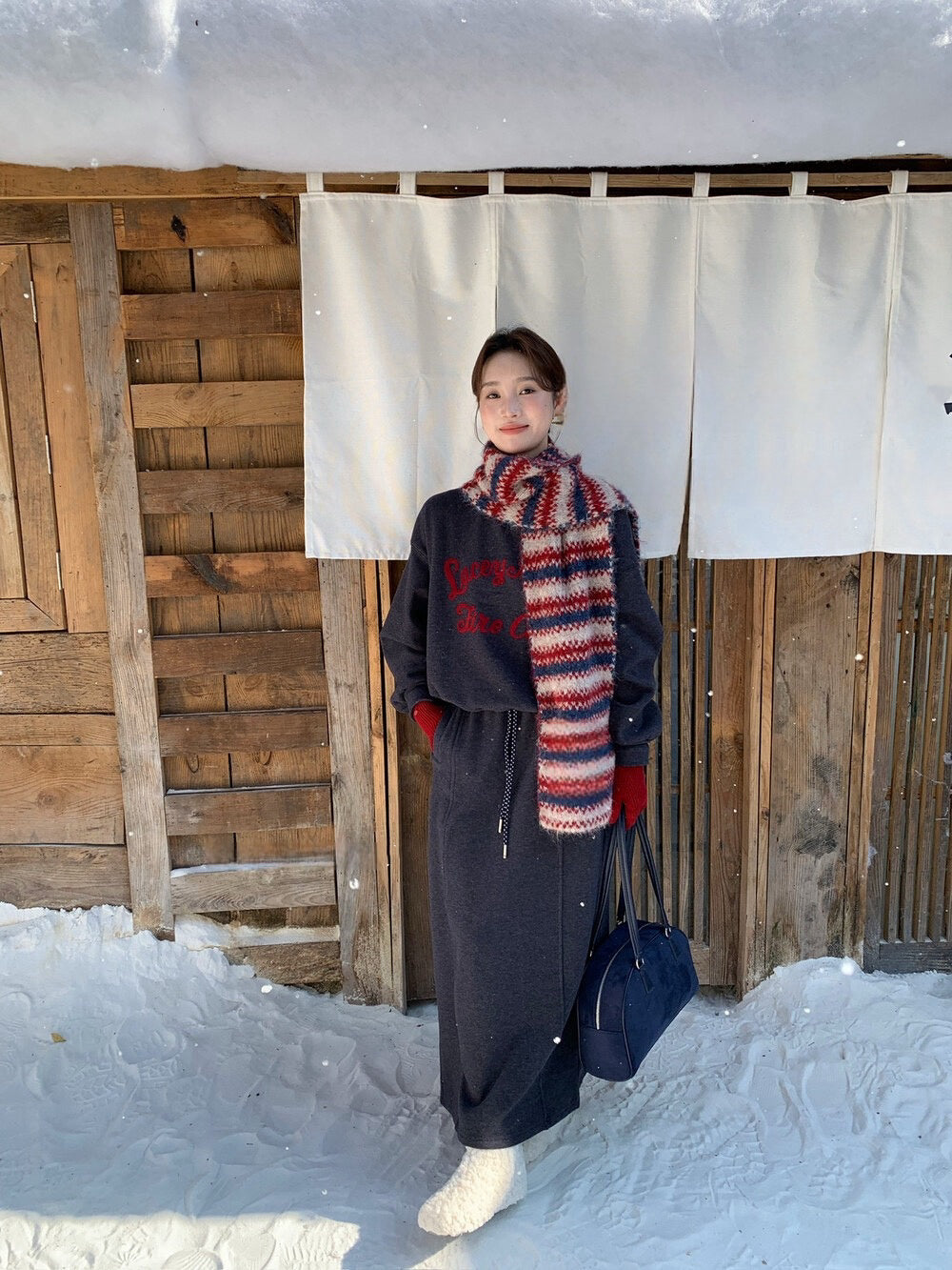 // 撞色刺繡字可束腳衛衣+中裙套裝(連頸巾)