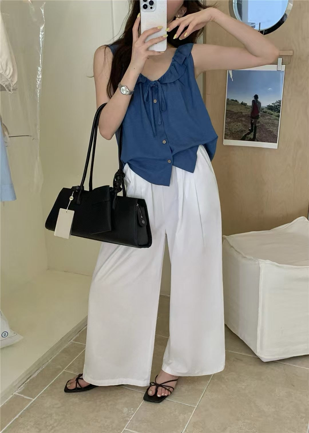 // 垂感荷葉領清涼背心