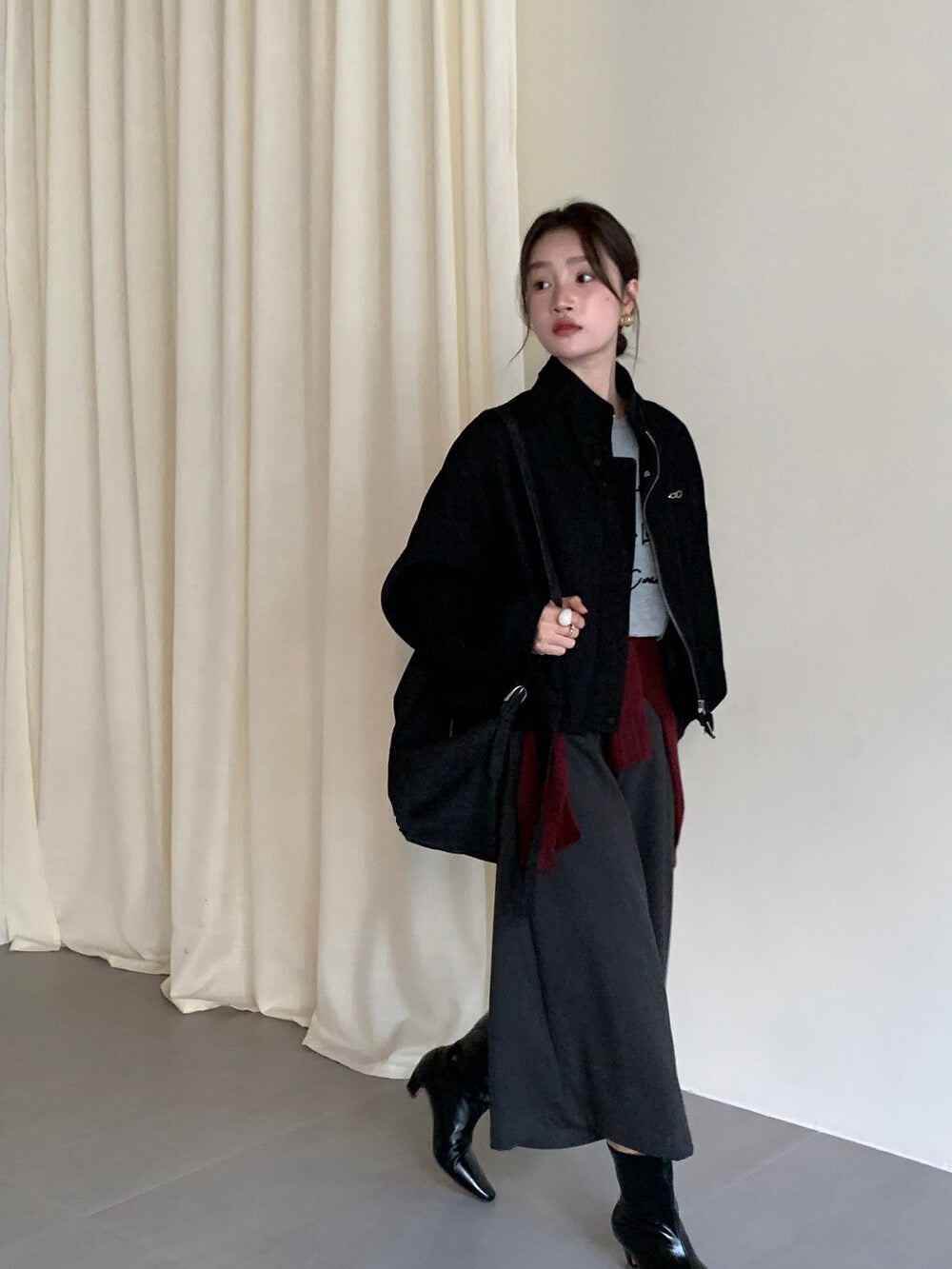 // 質感超好的雪尼爾絨帥氣短款外套