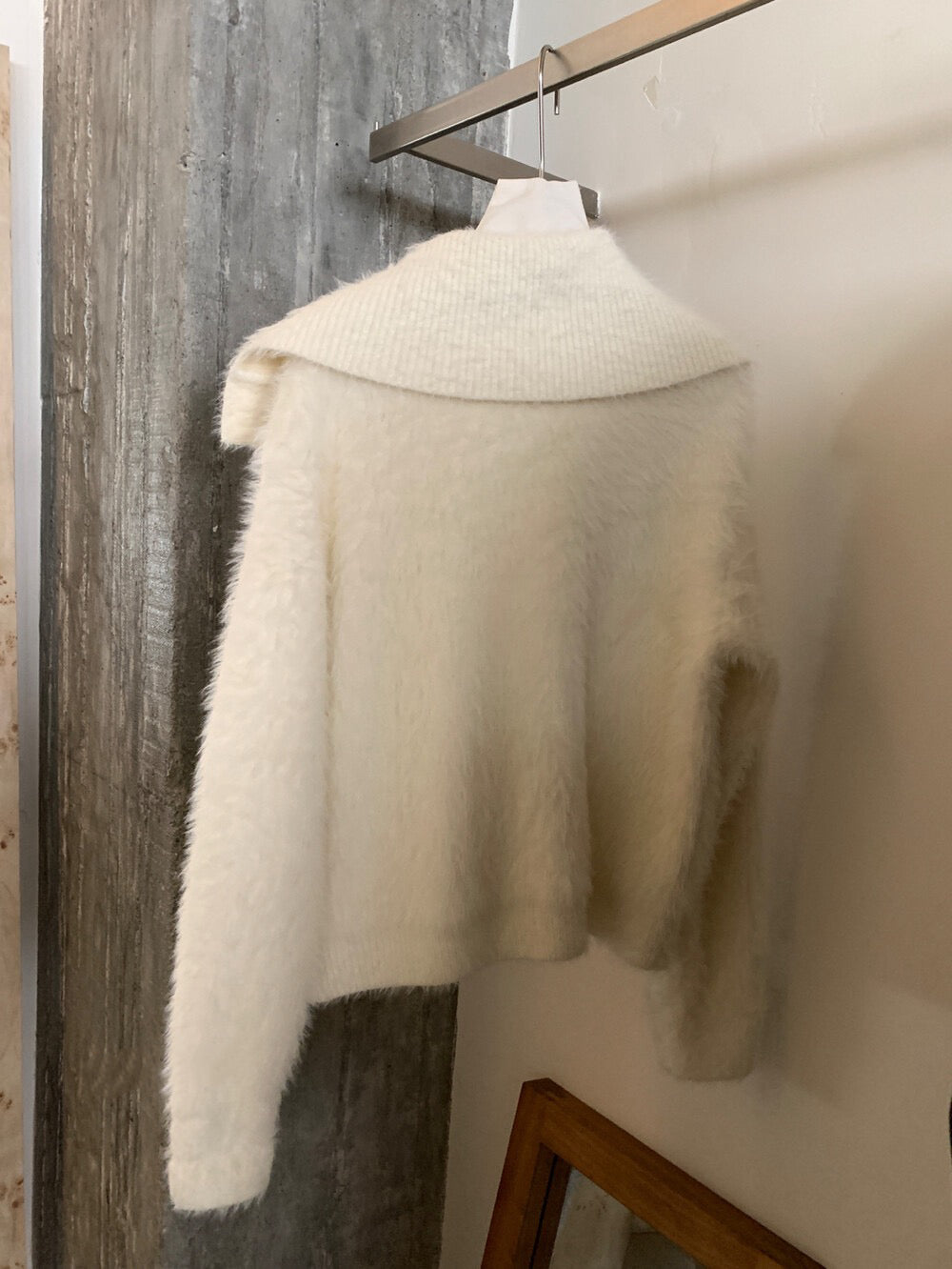 // 毛茸感大翻領貂絨鈕扣外套