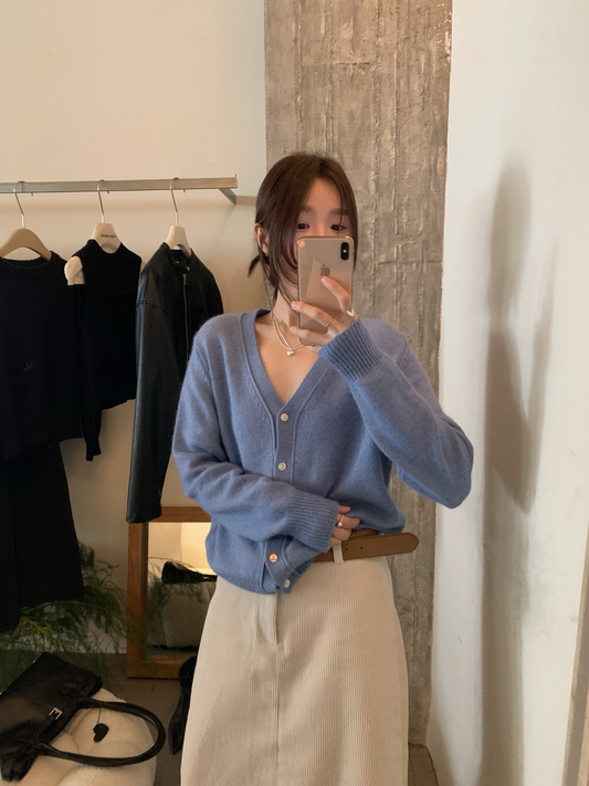 // 超soft兔絨V領CD