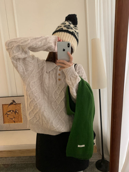 // 100%羊毛鈕扣翻領麻花毛衣