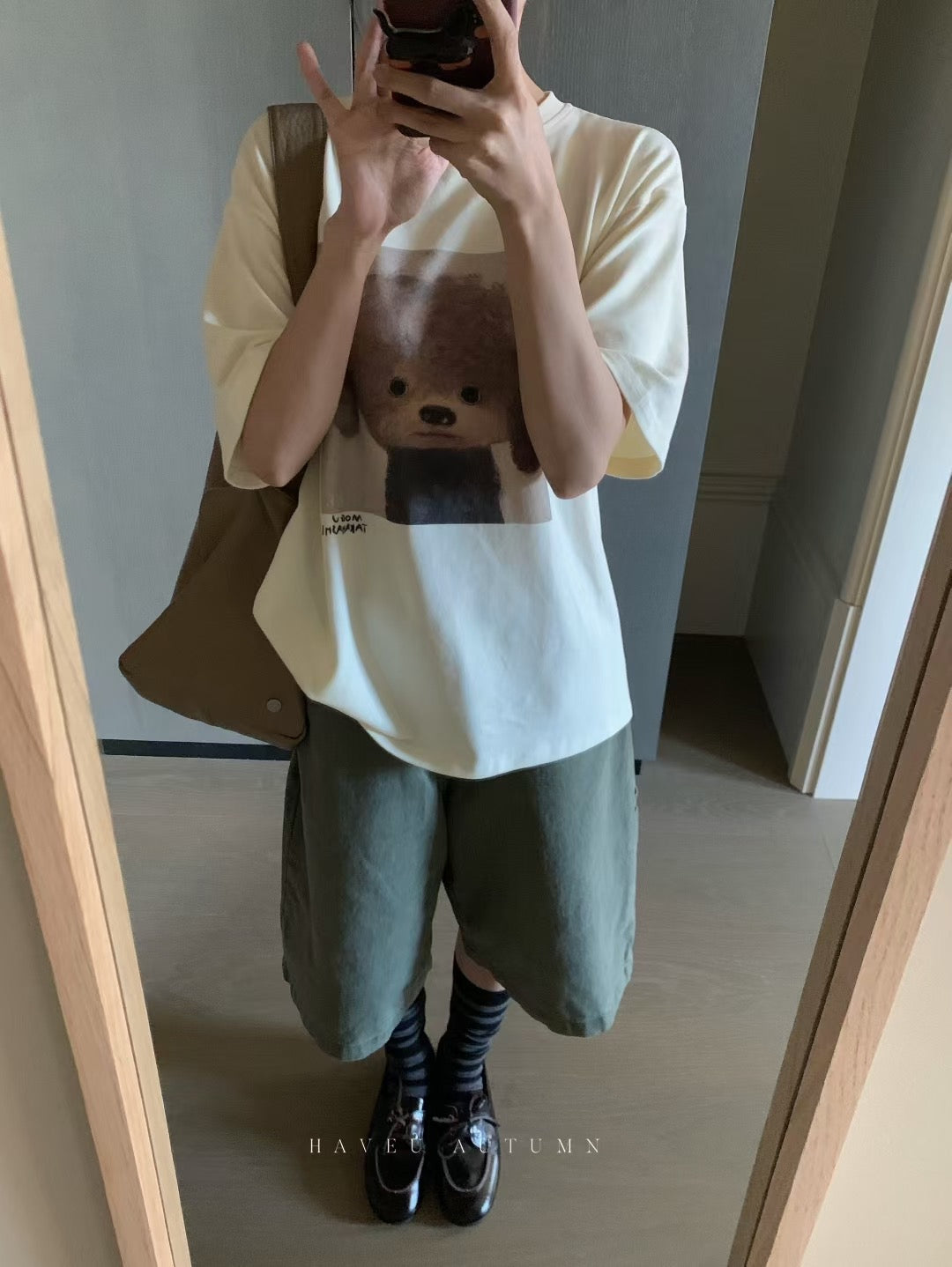 // 超舒服絨感小狗TEE