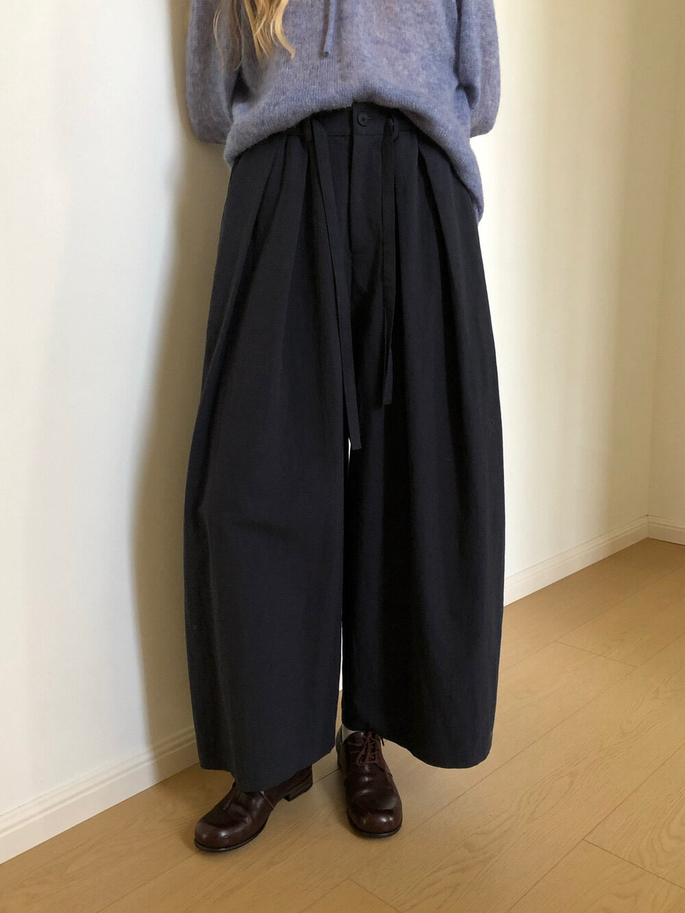 P01 / lyocell棉微廓型九分褲