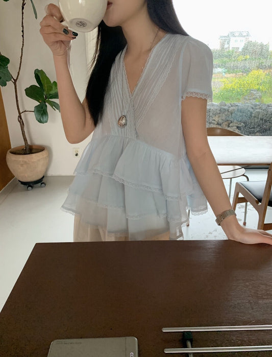 B28 / 超美前後V領壓褶lace邊層層BL