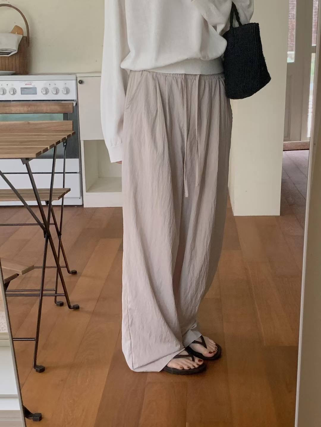 // 免燙舒服涼爽料壓褶全長休閒褲