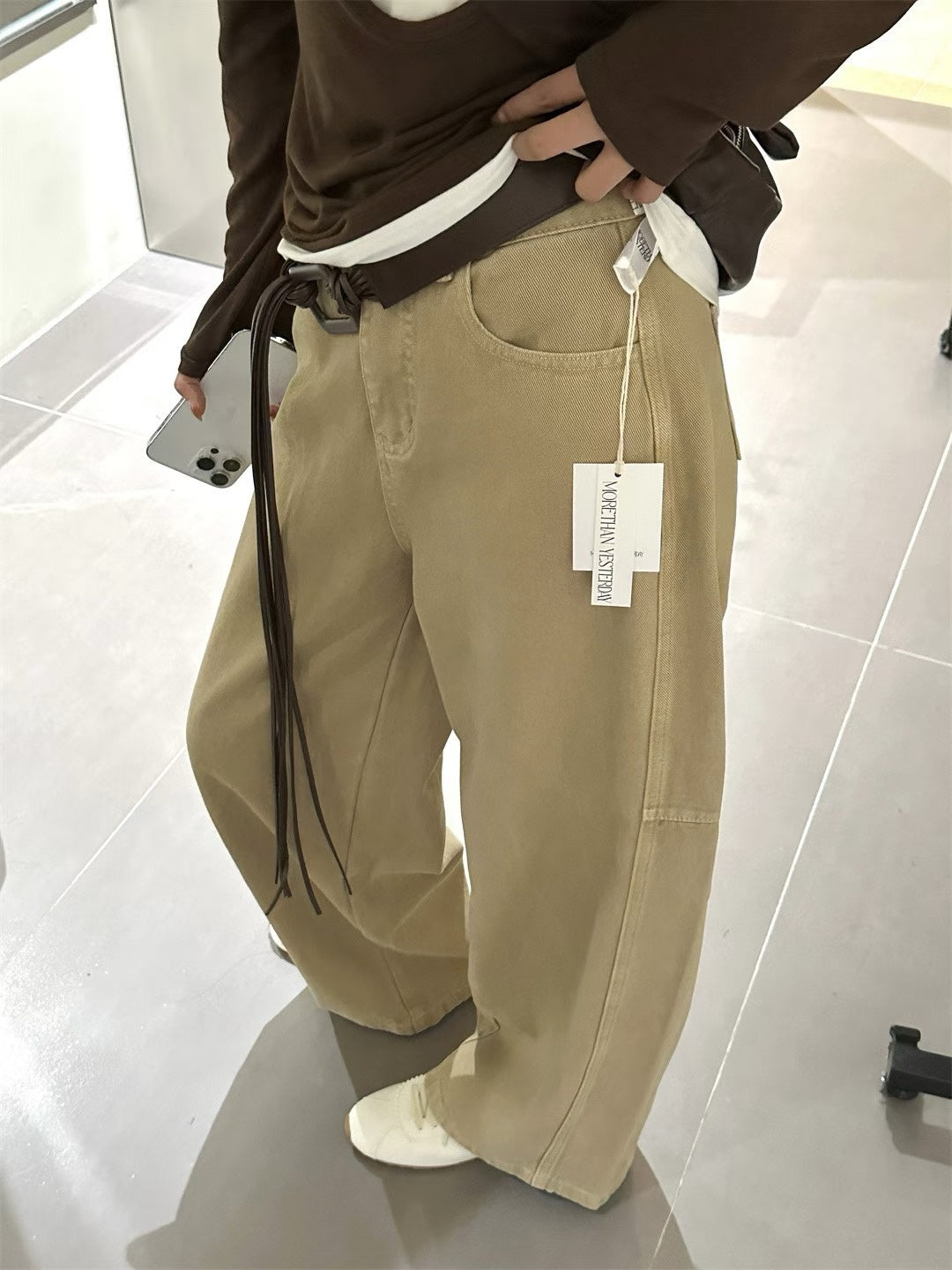 // cutting好美的內縫線設計牛仔棉褲