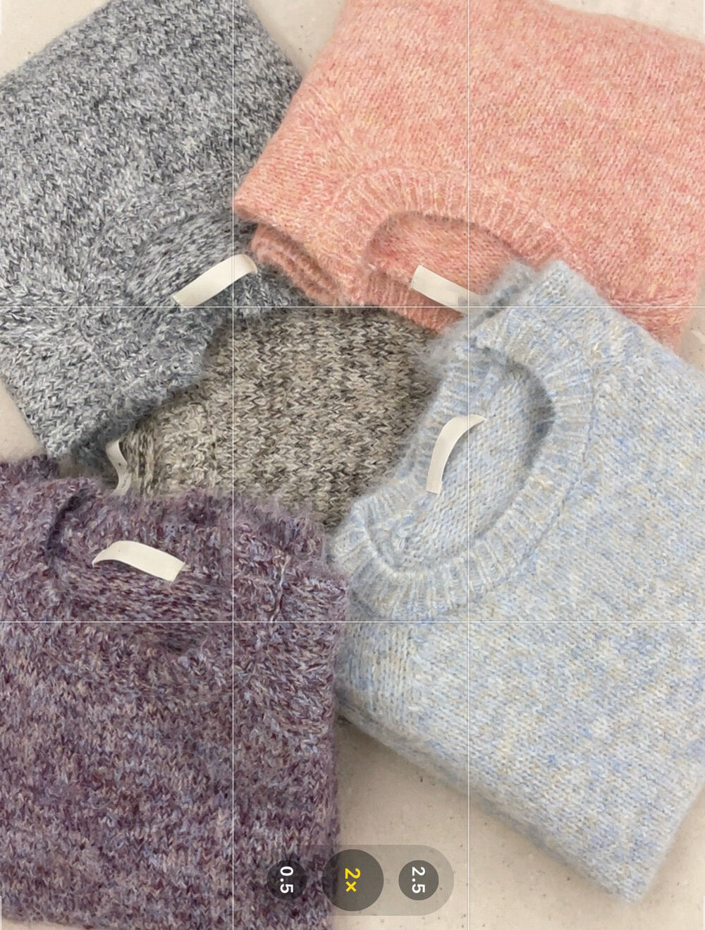 // 超美花線圓領毛衣