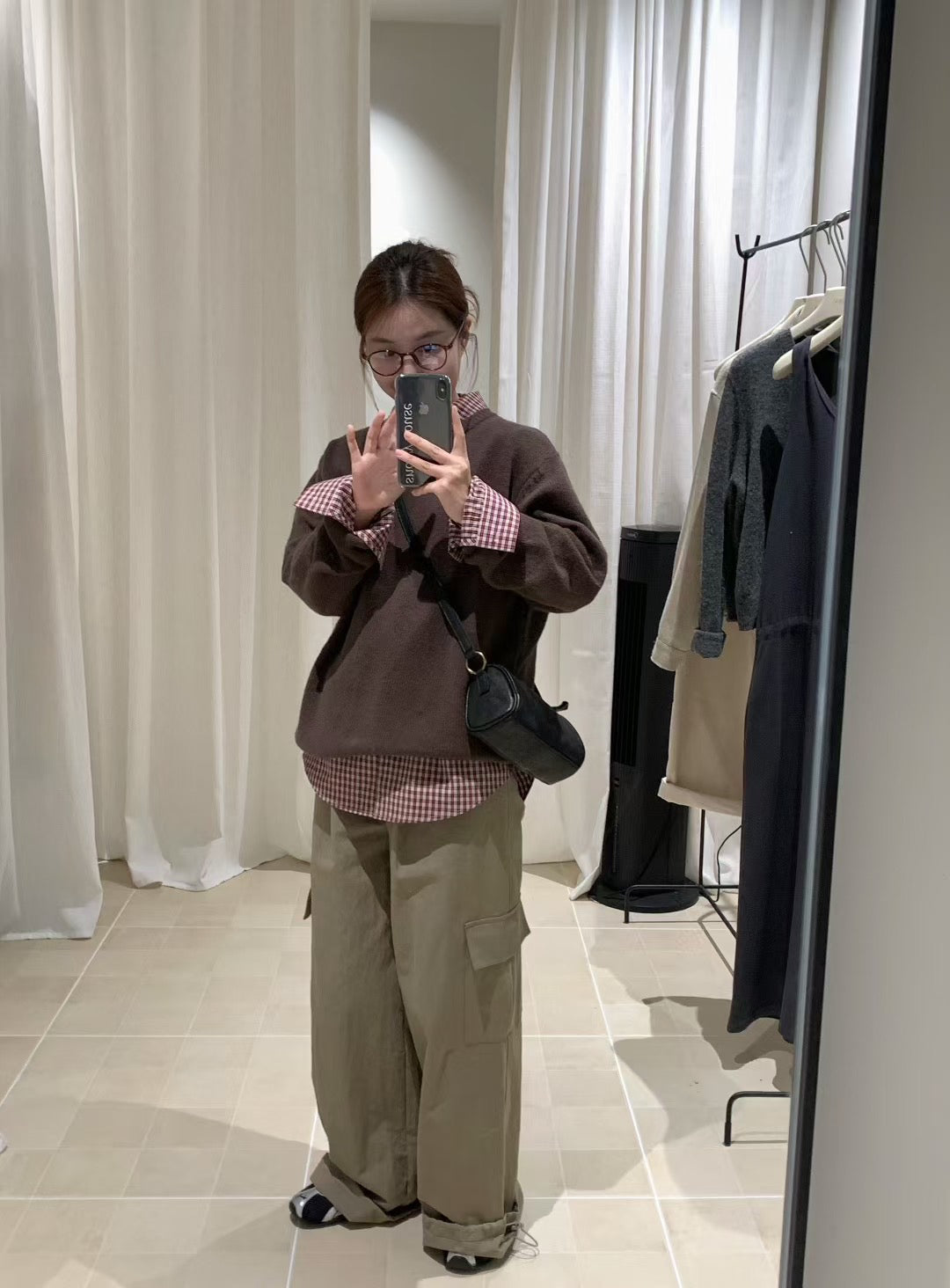 // 100%羊毛經典圓領NT