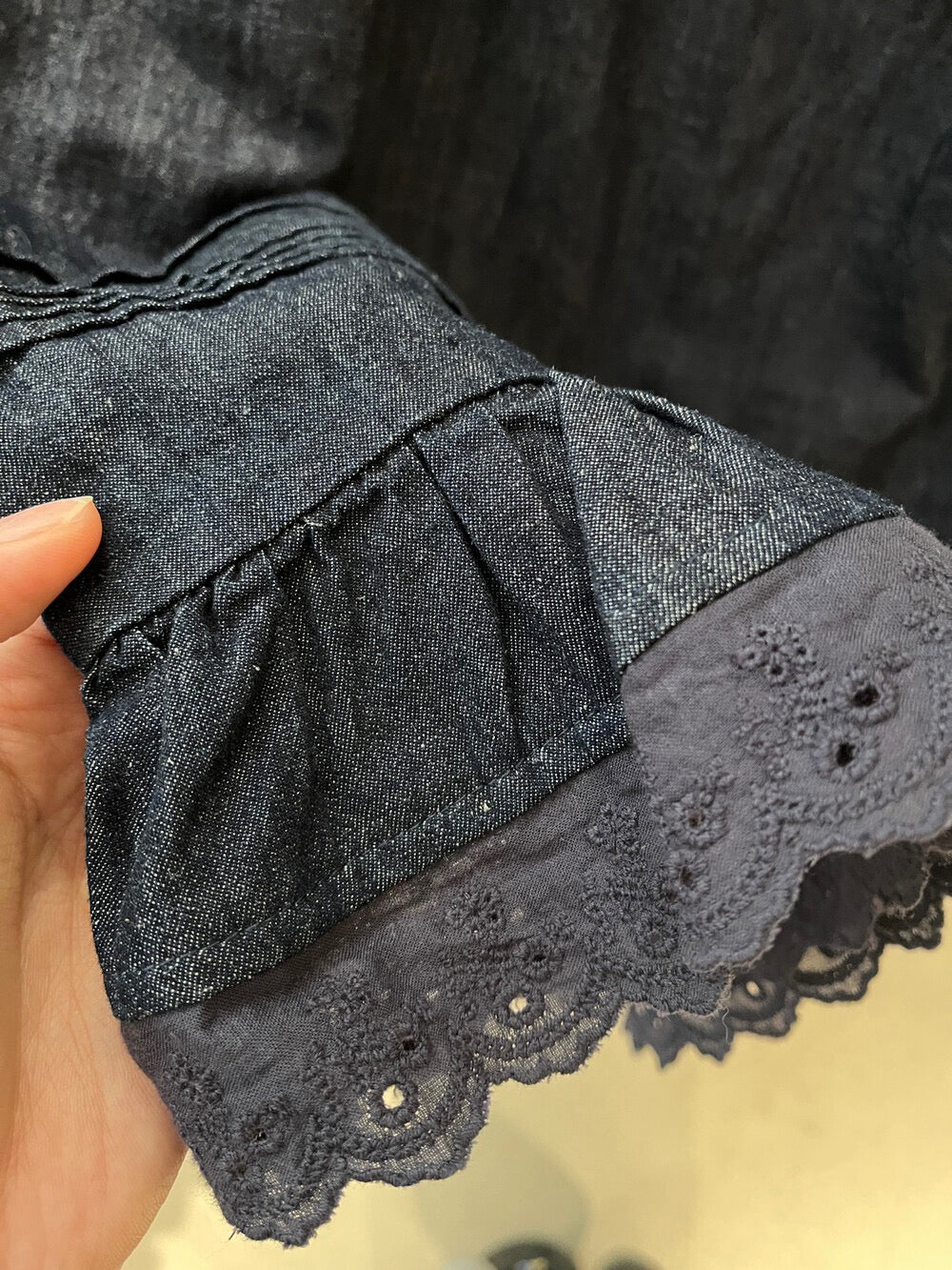 🛌 精緻拼刺繡鏤空花邊牛仔五分裙