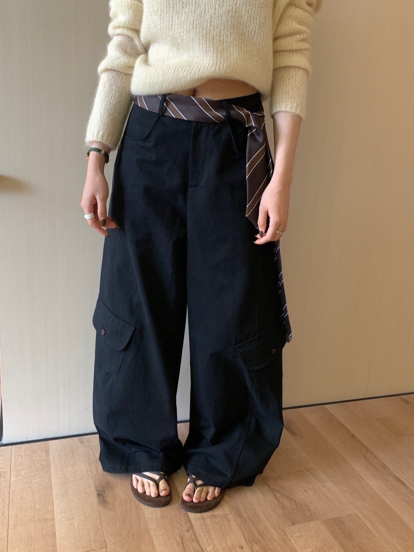 // 連領帶款腰帶又甜又帥的工裝褲