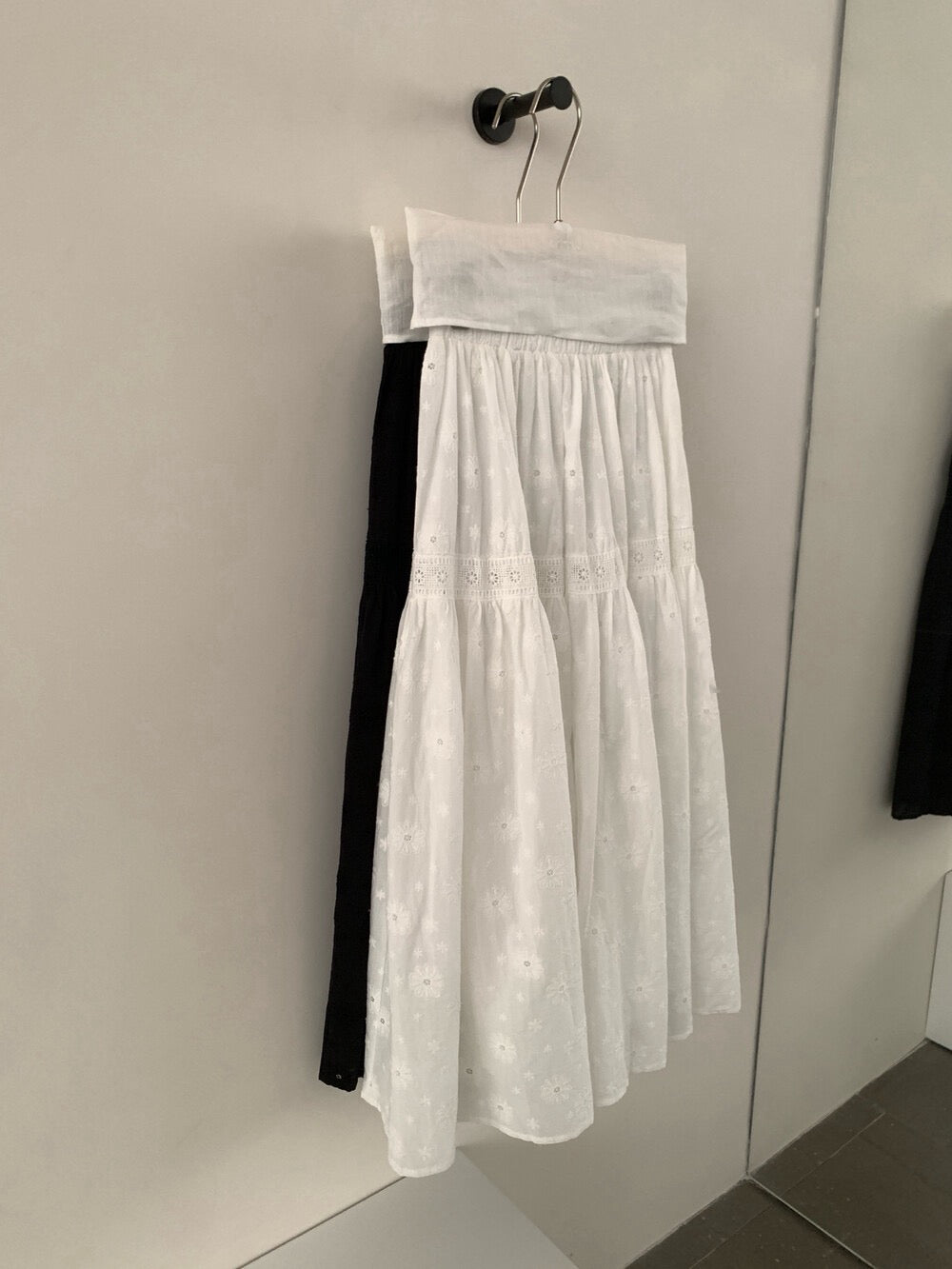 🩹 早春鏤空通花刺繡SK