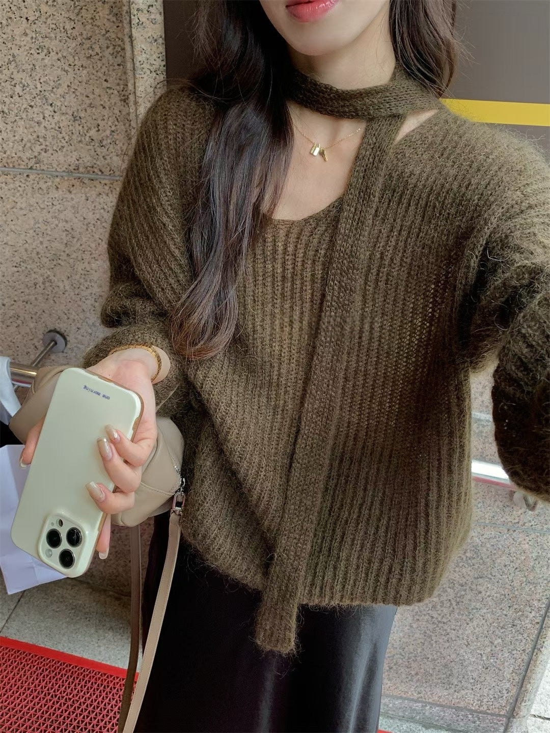 // 連領帶fine mohair針織上衣