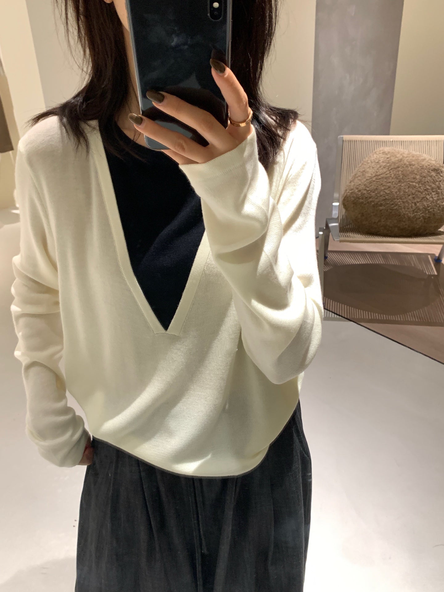 // 深V領假兩件針織上衣