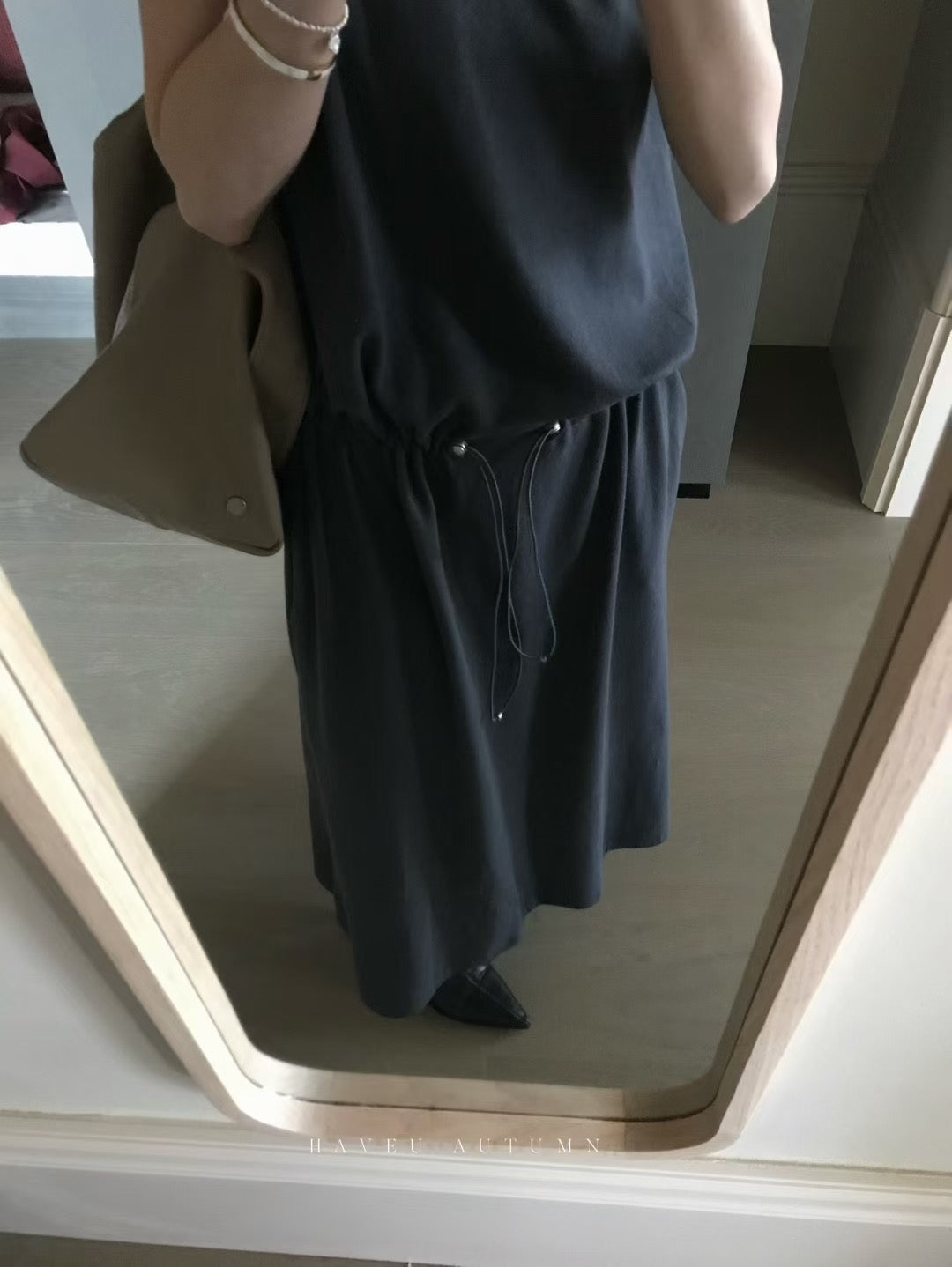 // 超舒服抽繩腰背心Ops