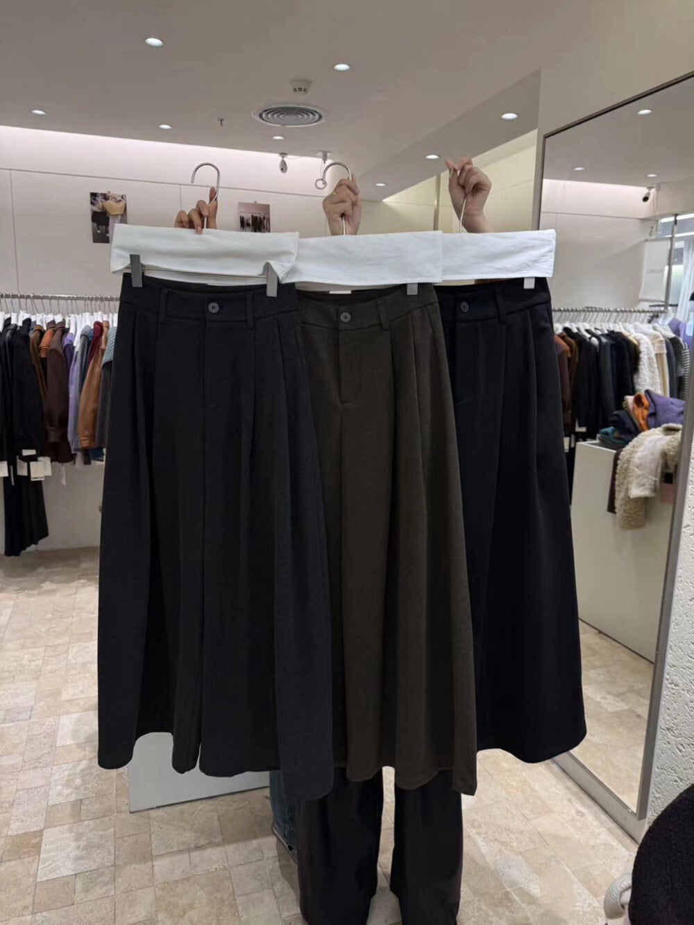 // 超遮肉壓褶闊腳毛呢褲