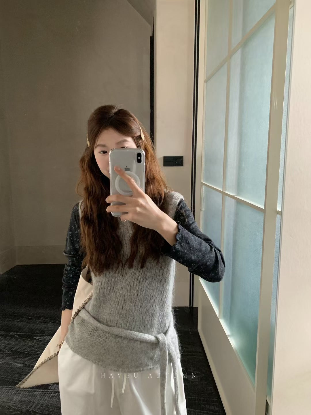 // 卷卷邊超軟糯親膚小碎花上衣