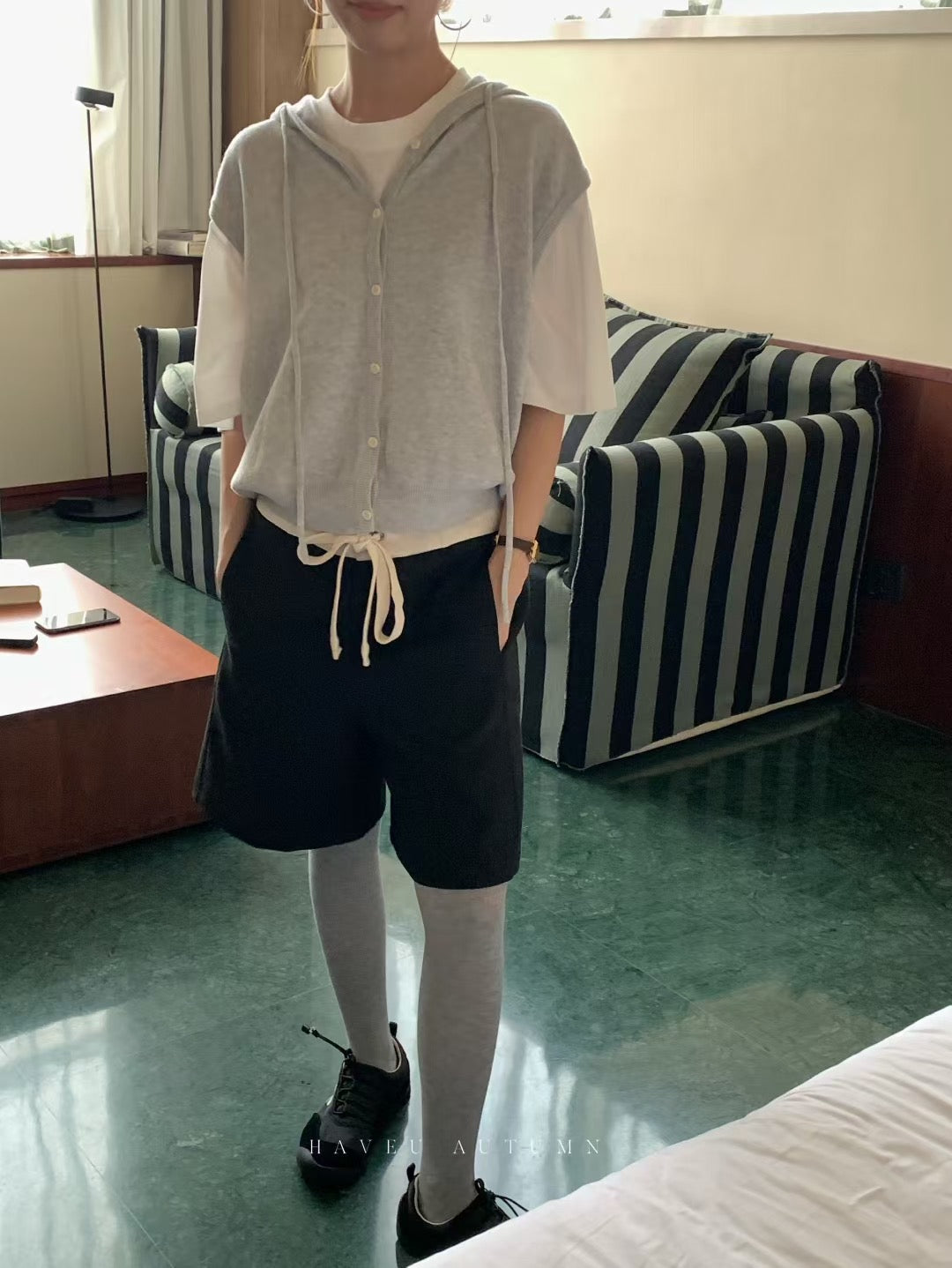 // 慵懶感連帽開胸針織背心