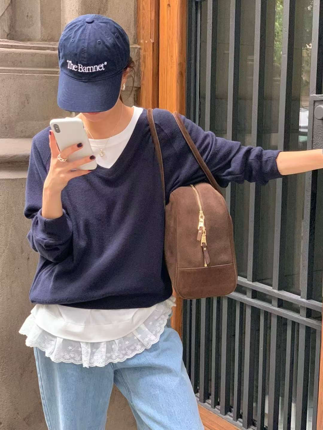// 疊穿必入側抽繩拼接lace腳TEE