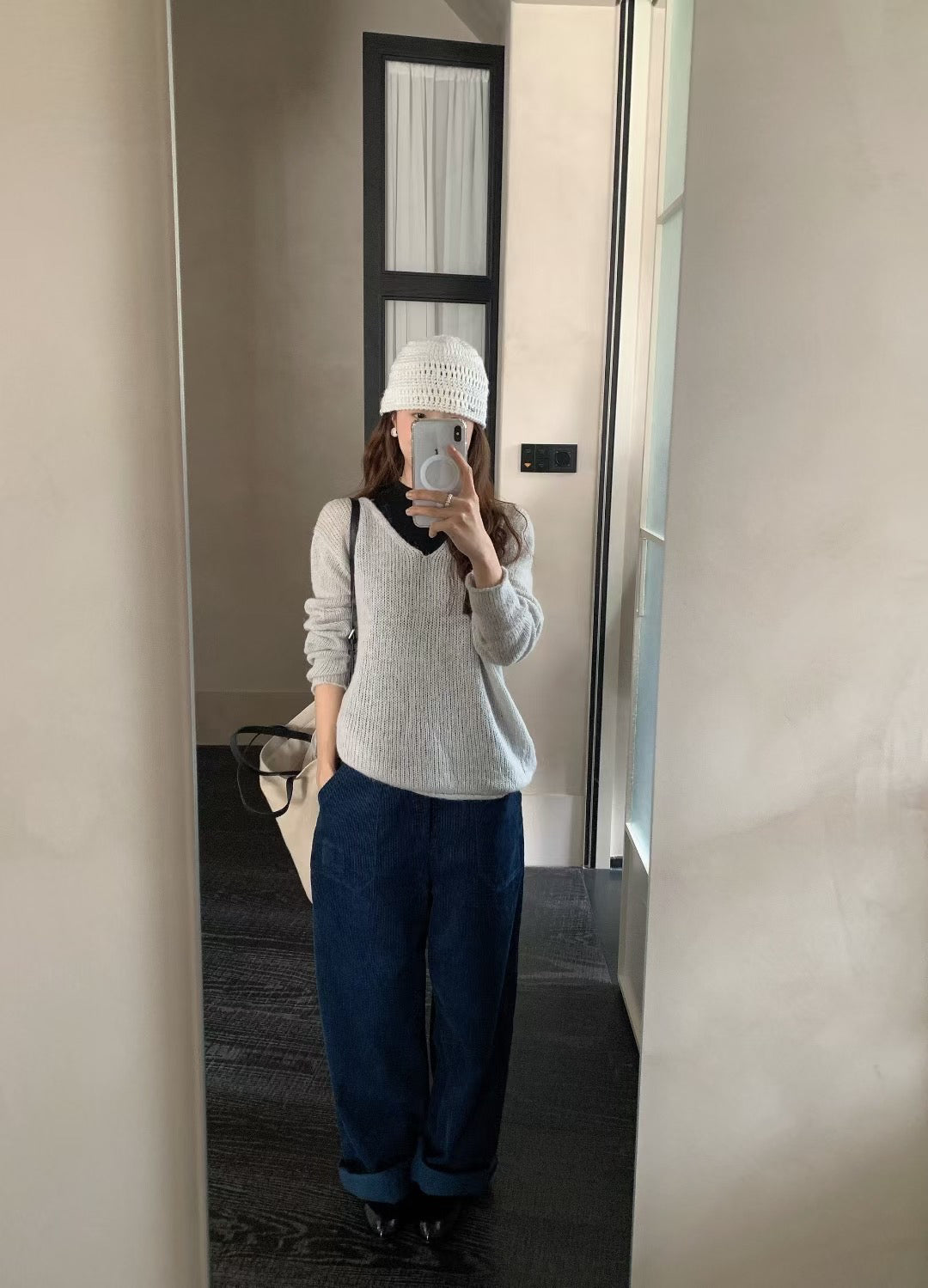 // 30%羊駝毛V領慵懶感NT