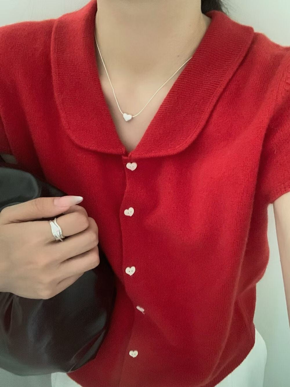 // 全羊毛心心鈕扣圓翻領小短袖NT