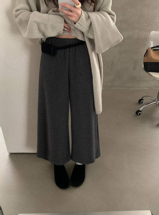 // 超軟糯後口袋羊毛糯米褲