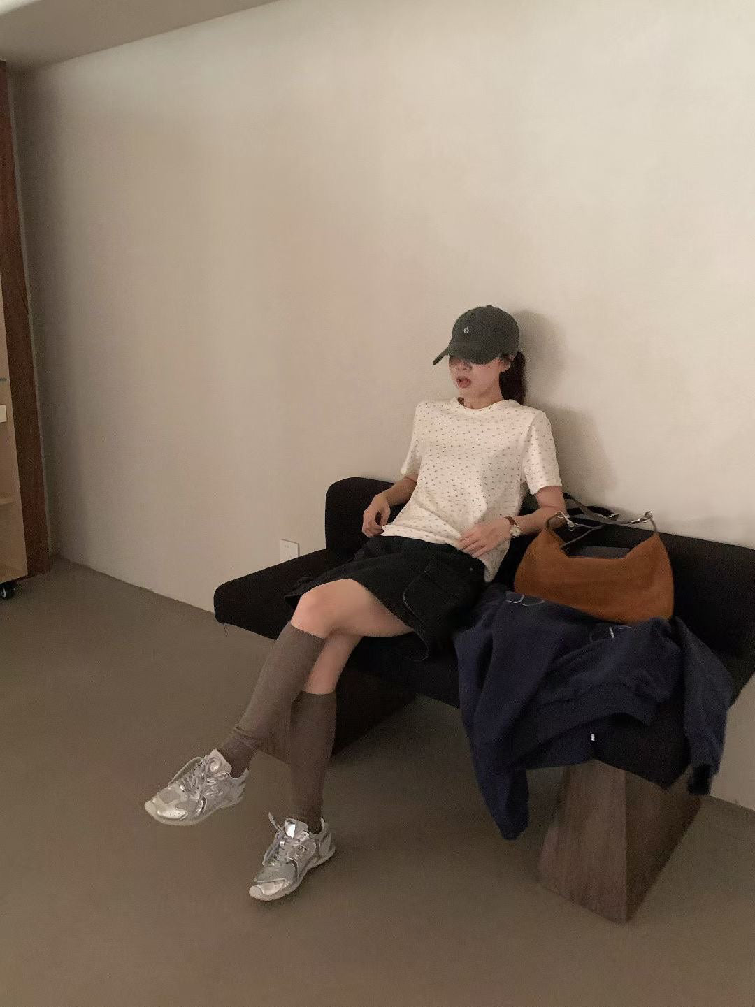 // 超親膚絨感小碎花TEE