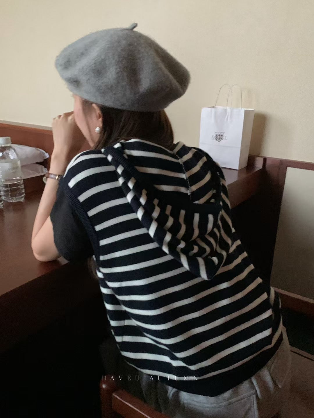 // 慵懶感連帽開胸針織背心