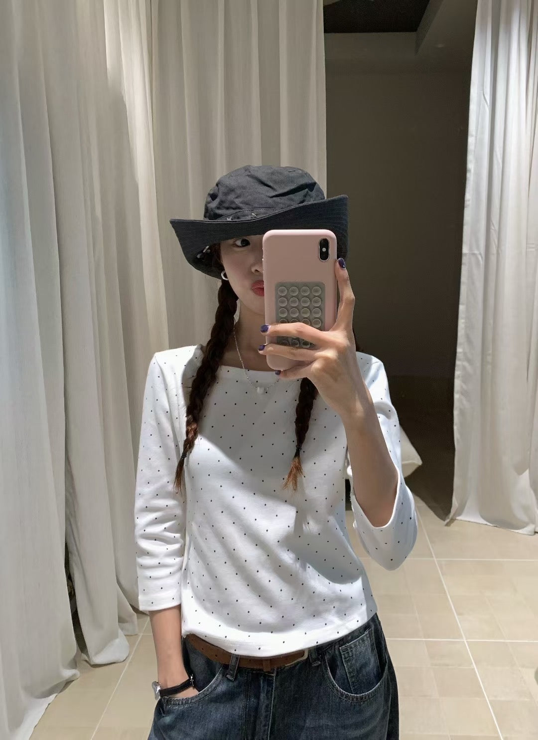 // 八分袖波點磨毛感TEE