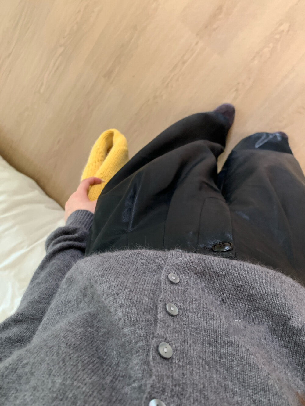 // 造型感帥氣軟軟油蠟皮褲