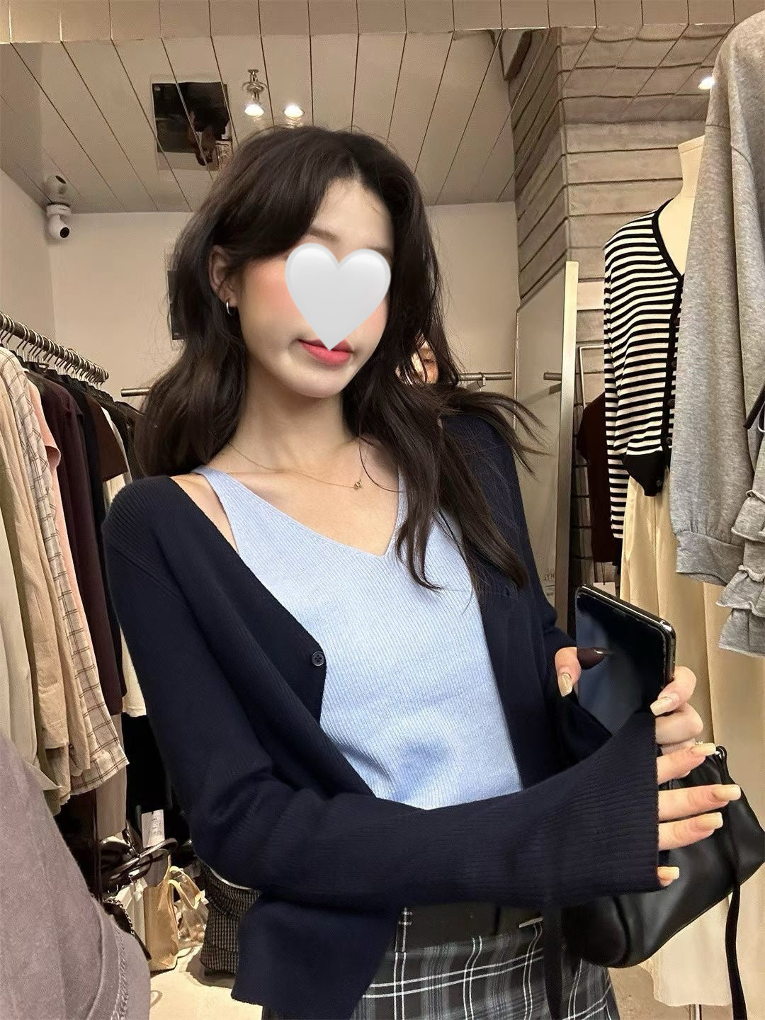 // 單鈕扣+V領背心假兩件上衣