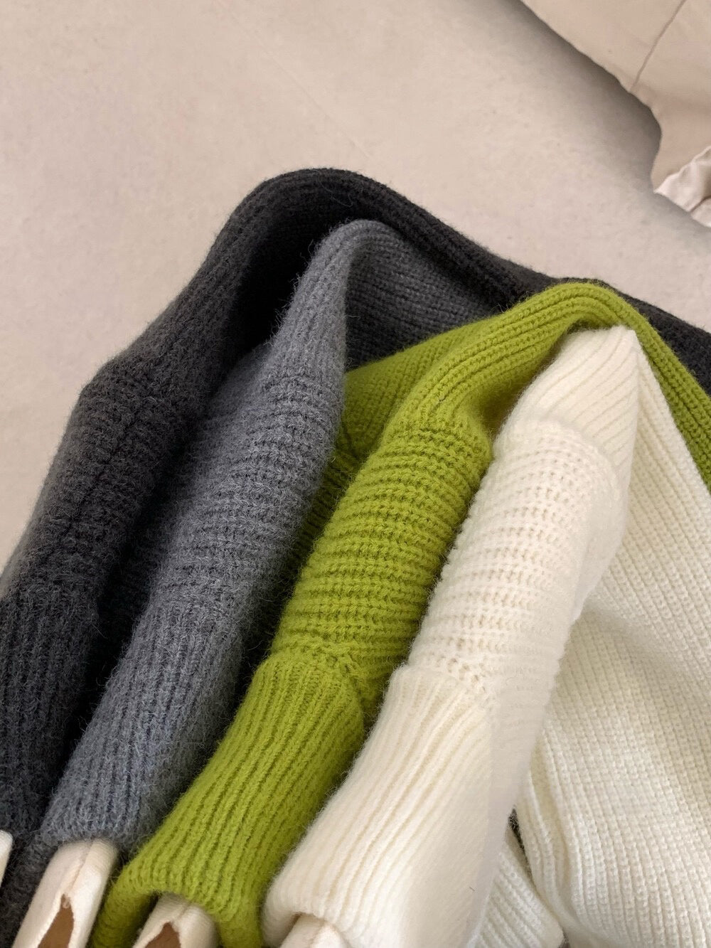 // 氣質滿分軟糯可立領連腰帶CD