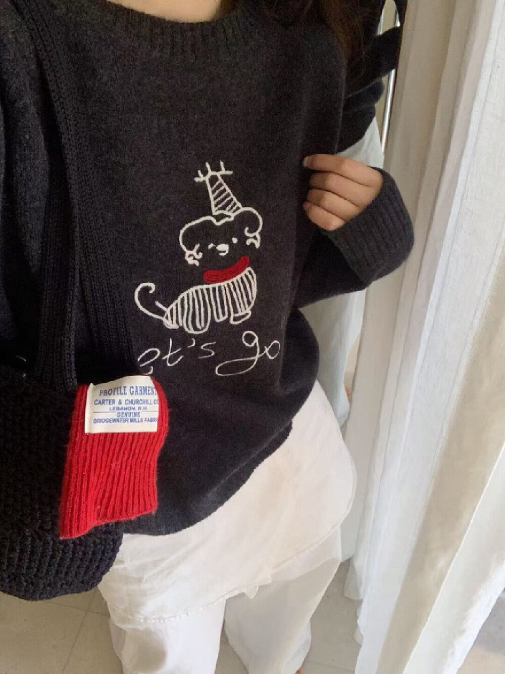 // 100%羊毛可愛小狗刺繡毛衣