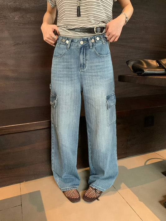 // 做舊洗水口袋鈕扣褲頭工裝牛仔褲