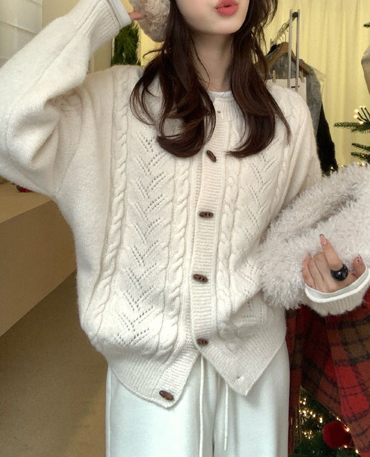 // 復古軟糯牛角鈕麻花CD