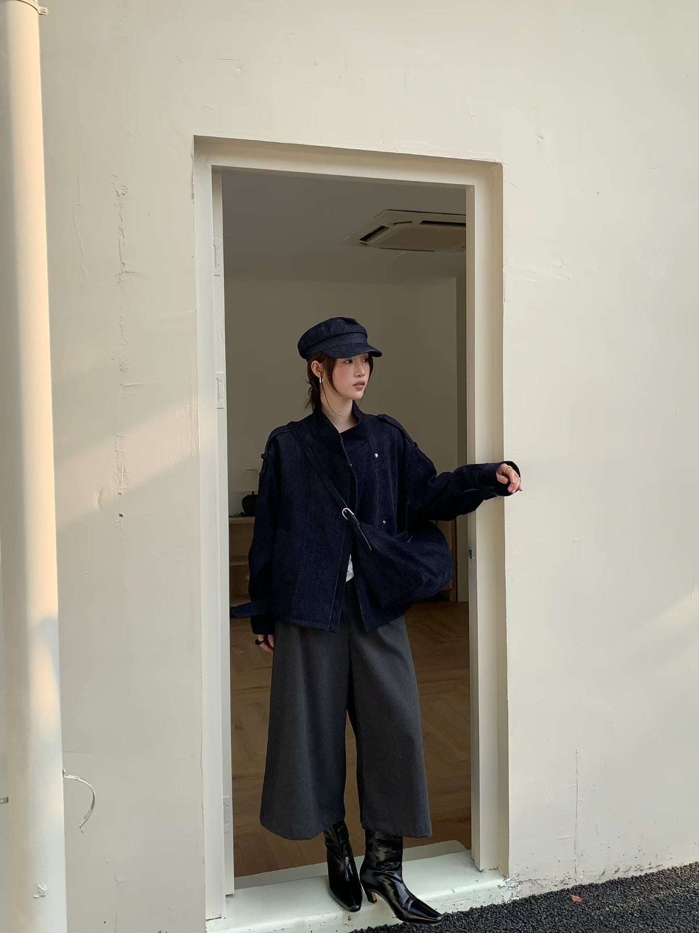 // 超韓立領霧面質感外套