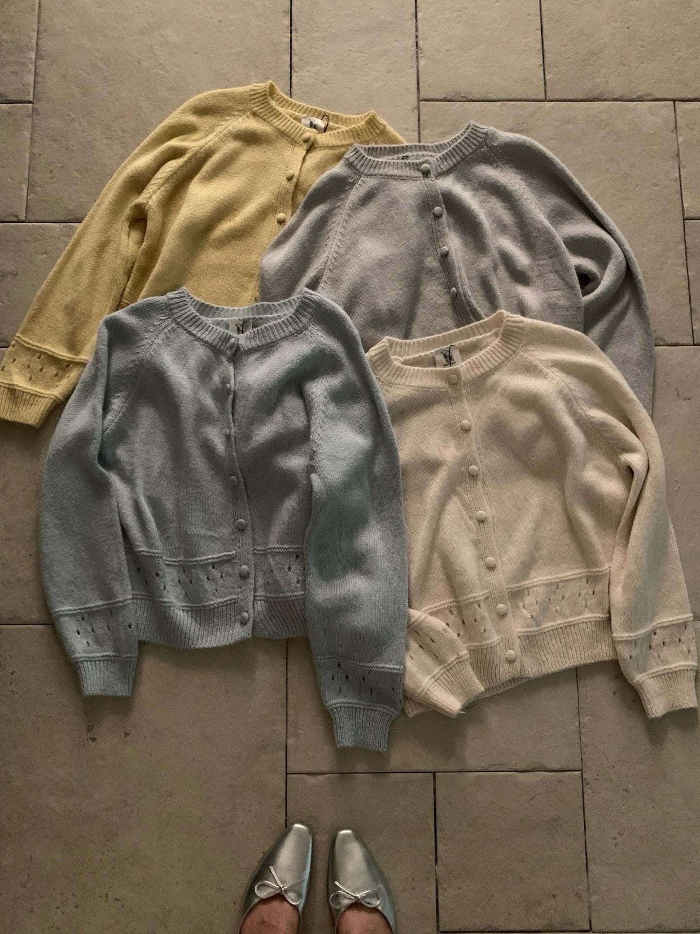 // 特別衣擺鈎花鏤空CD