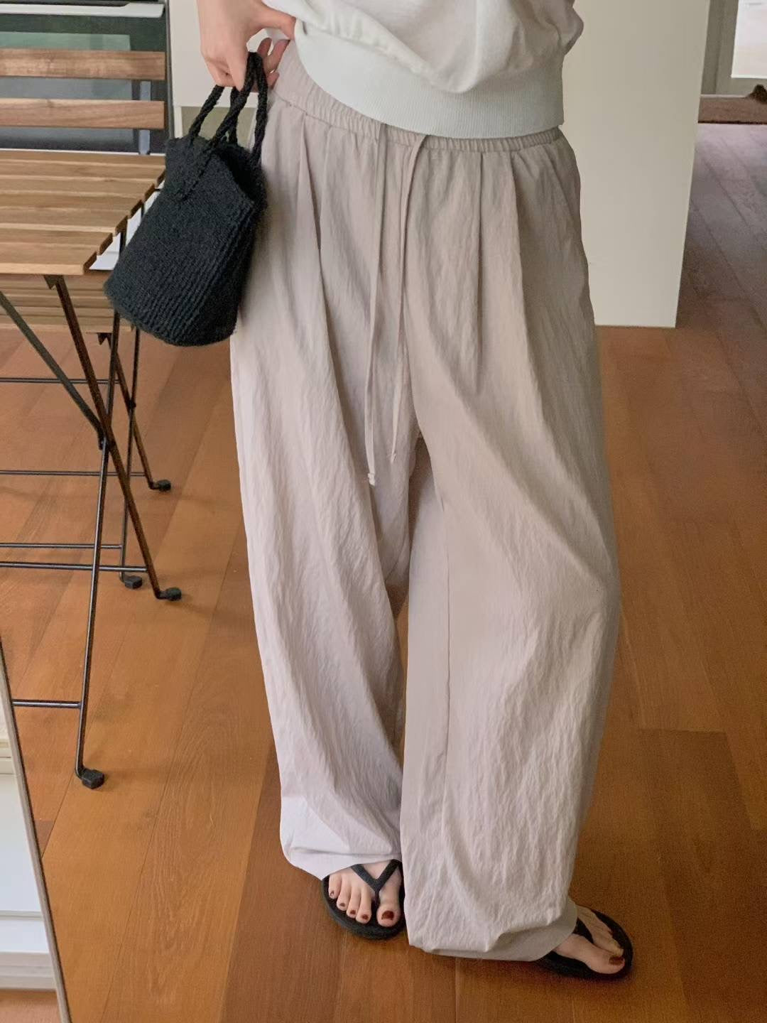 // 免燙舒服涼爽料壓褶全長休閒褲