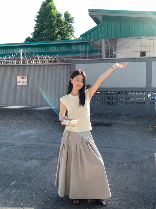 🧺 細節感細壓褶微傘中裙