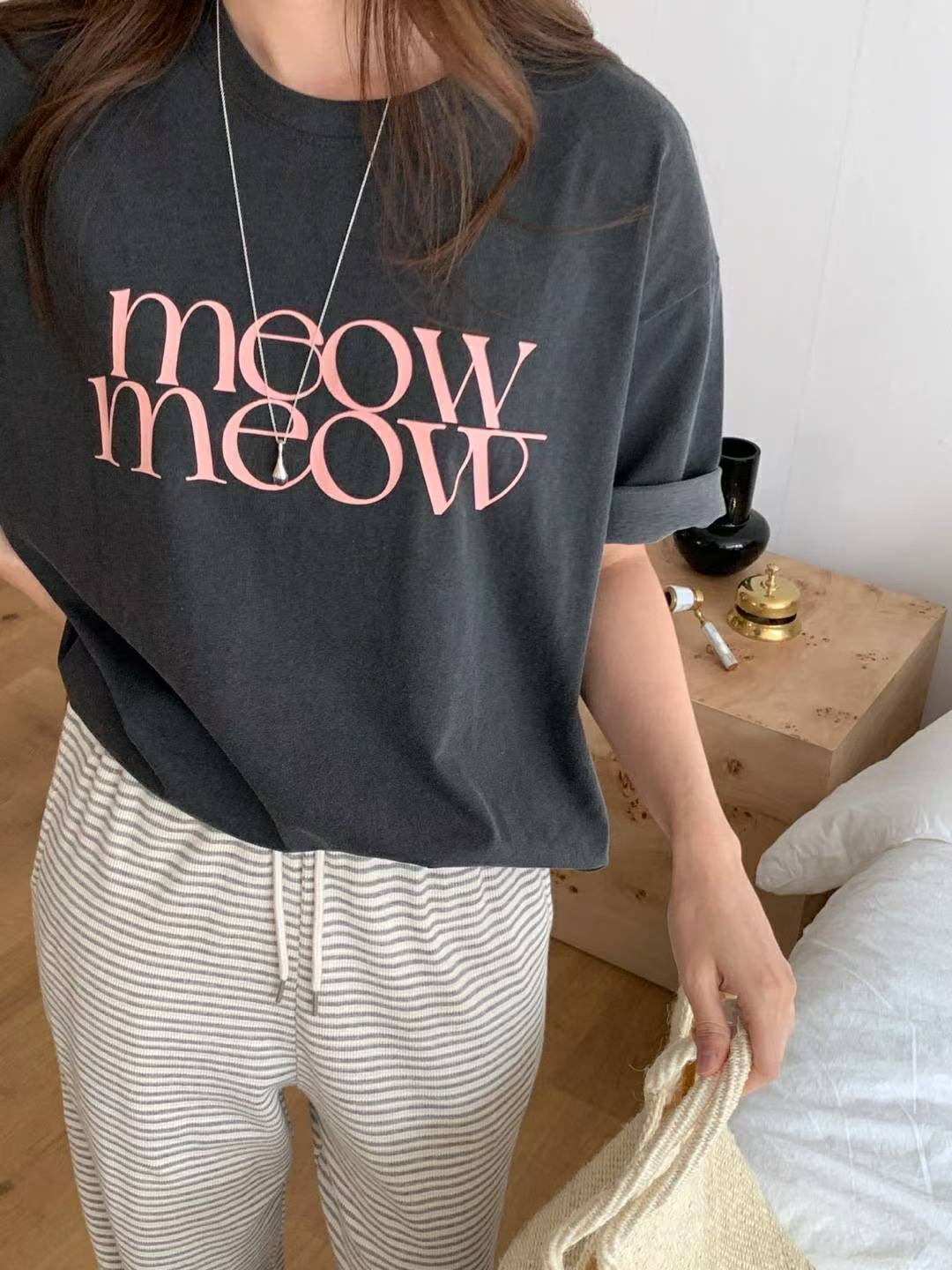// 100%棉質復古配色’MEOW’字母TEE